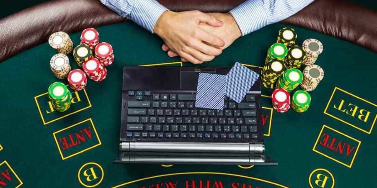 Jackpot Jargon: Navigating the Glittery Galaxy of Online Casino Gaming